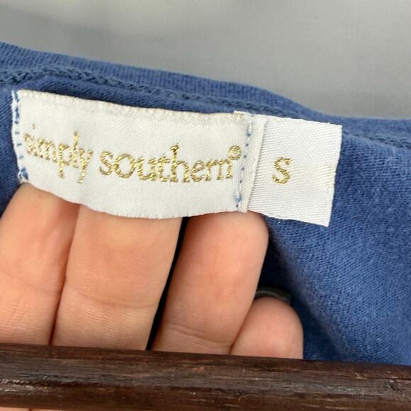 Simply Southern Graphic Tank Women’s Small VW Beetle Golden Retriever - Picture 4 of 5